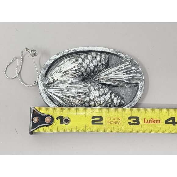 Set Of 4‎ Silver Tone Christmas Holiday Ornaments With Pinecones & Deer Design - Picture 8 of 8